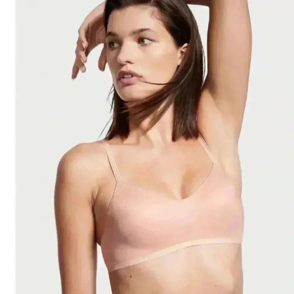 Victoria’s Secret T Shirt Bra Wireless Anglelight Scoop Lounge Bra New Size XL